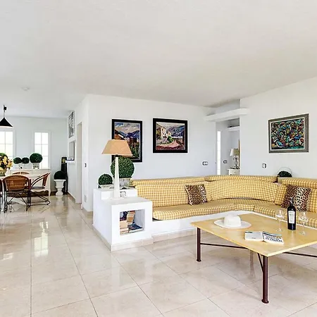 Villa Victoria